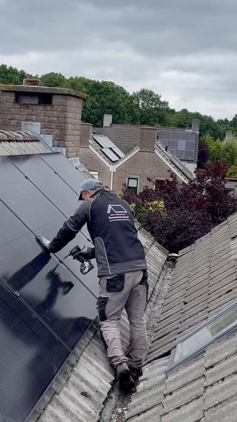 Instagram post from megaverduurzaam. This post is in position 9.